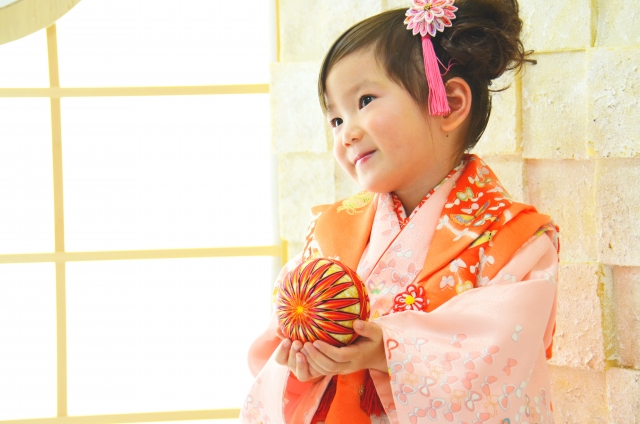 里帰り出産の期間はいつからいつまで？病院予約の手続きと実家へのお礼の相場は？